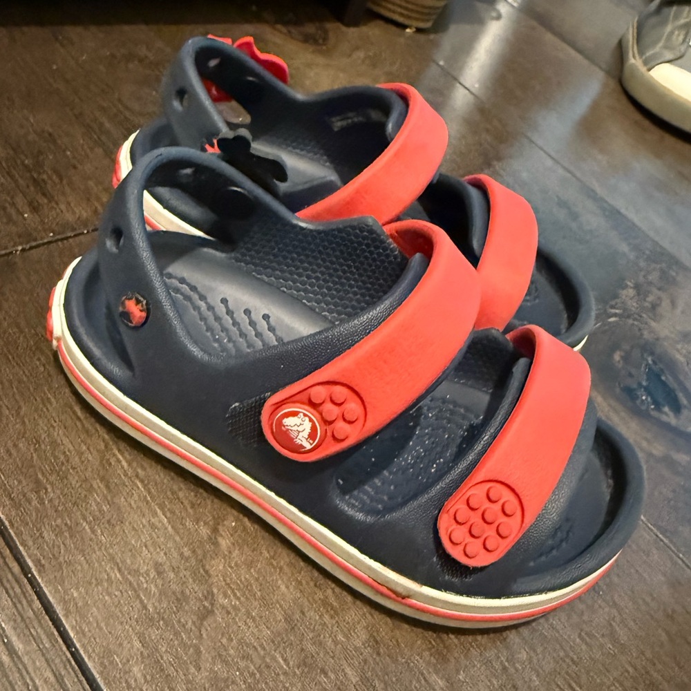 CROCS Kids Sandals in Dark Blue and Bright Red